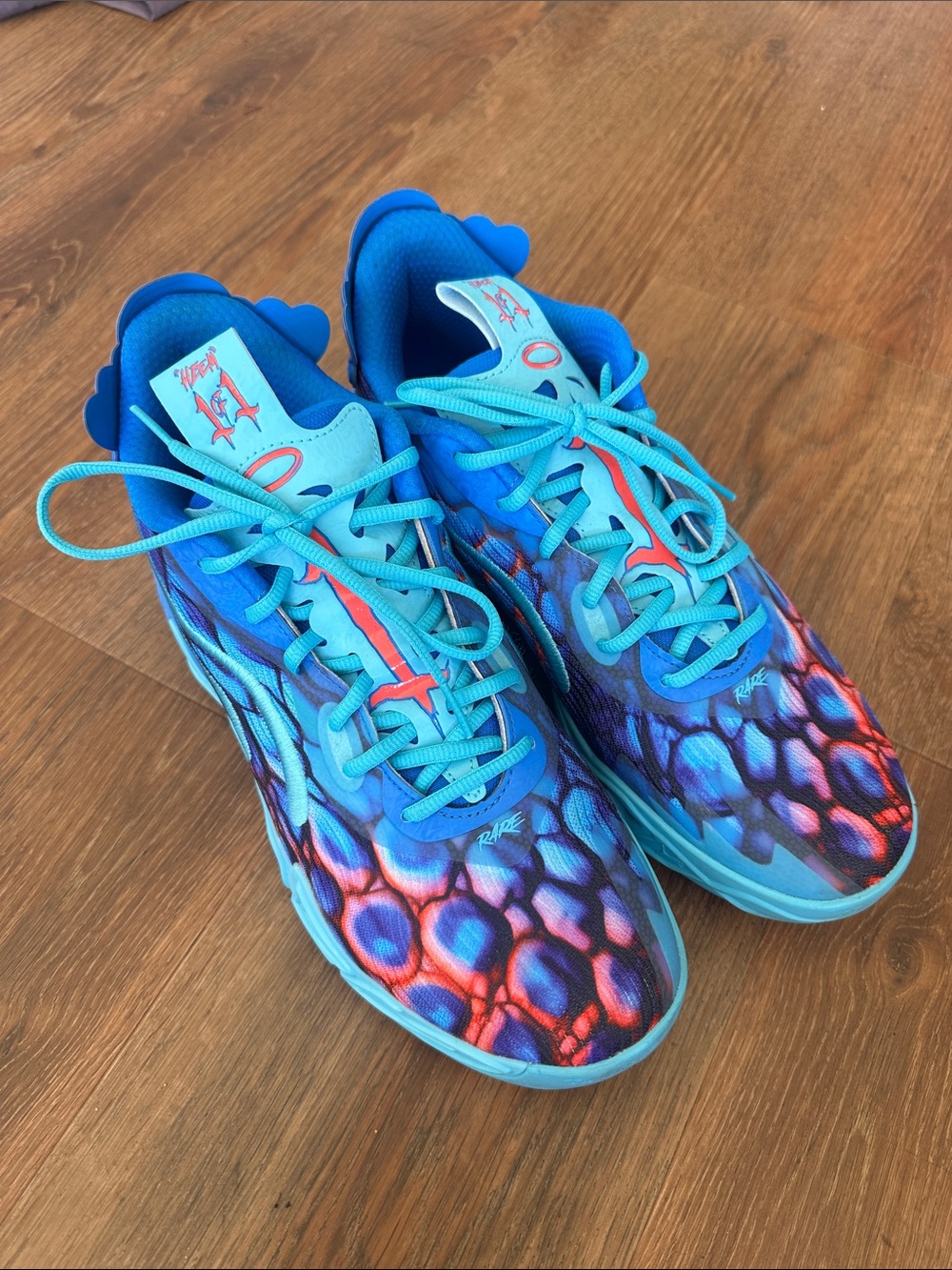 Men’s Blue Patterned Athletic Sneakers